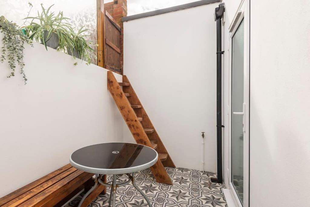 Comfortable Flat Close To The Beach Hove Exterior foto