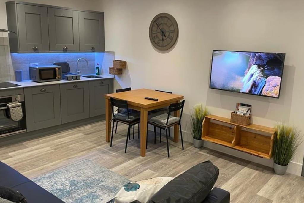 Comfortable Flat Close To The Beach Hove Exterior foto